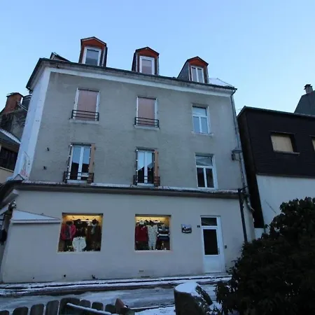 Hyper Centre Mont-dore - T3 Bis 3 Etoiles Avec Wifi, Proche Commerces Et Thermes - Fr-1-608-42 Le Mont-Dore